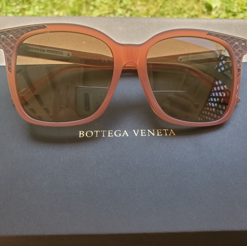 Maroon Bottega Veneta Sunglasses